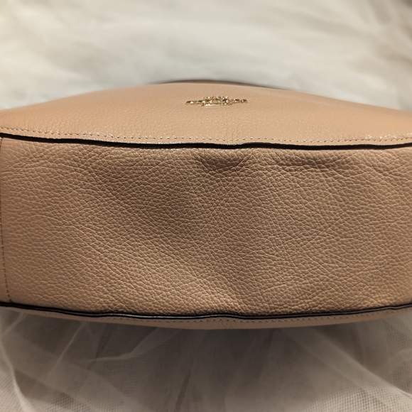 Coach pebbled leather boho purse 👜 - Picture 3 of 16